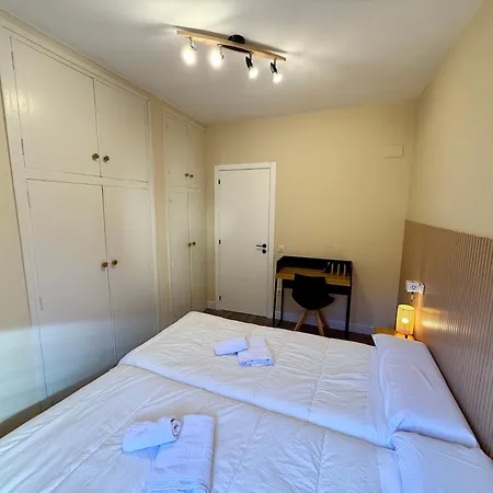 Villmor - B41 - Guijarro 아파트